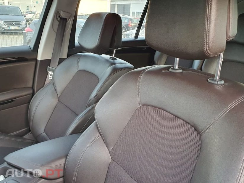 Renault Espace Outro