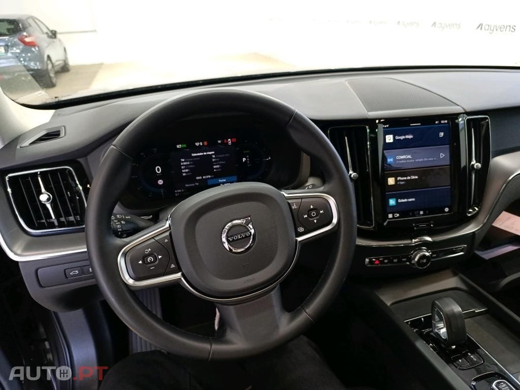 Volvo XC60 2.0 T6 PHEV Core AWD