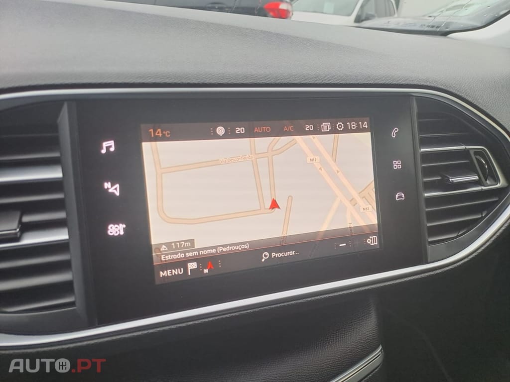 Peugeot 308 1.2 PureTech Allure J17