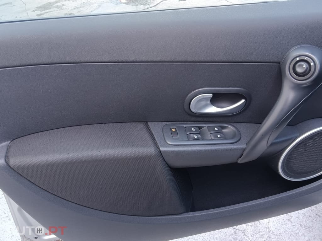 Renault Clio 1.2 SE Storia Confort