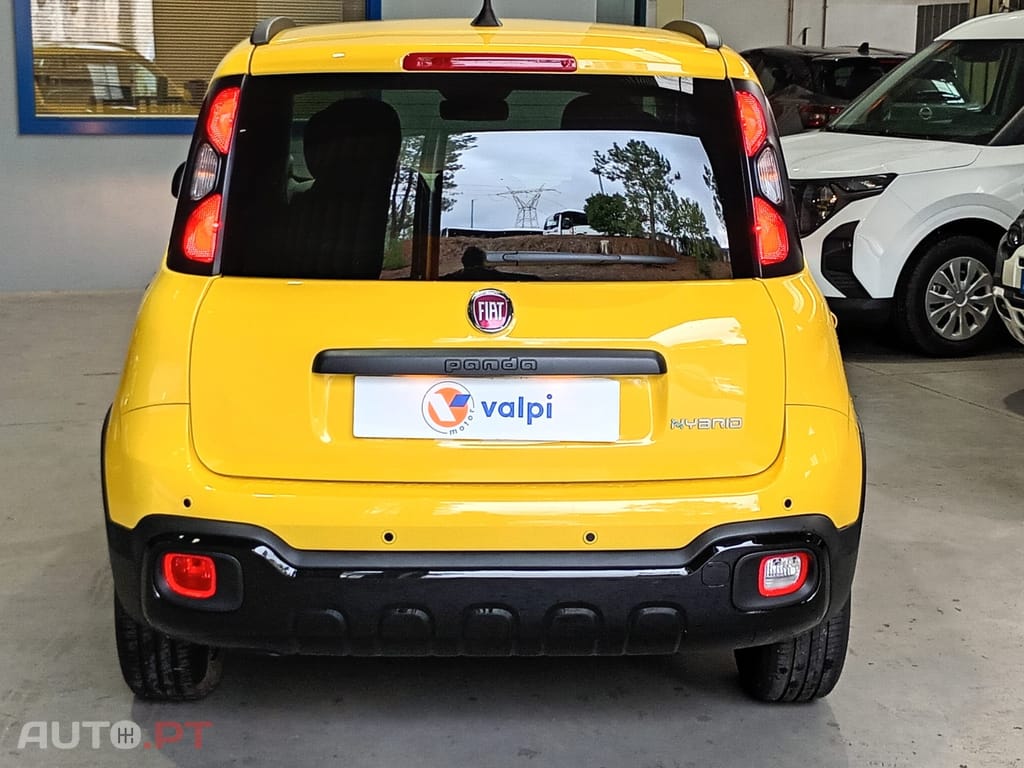 Fiat Panda 1.0 Hybrid Pandina