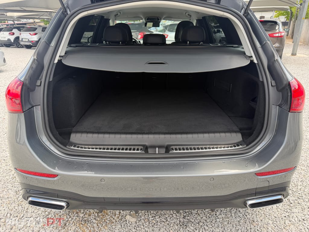 Mercedes-Benz C 300 e T 9G-TRONIC AMG Line