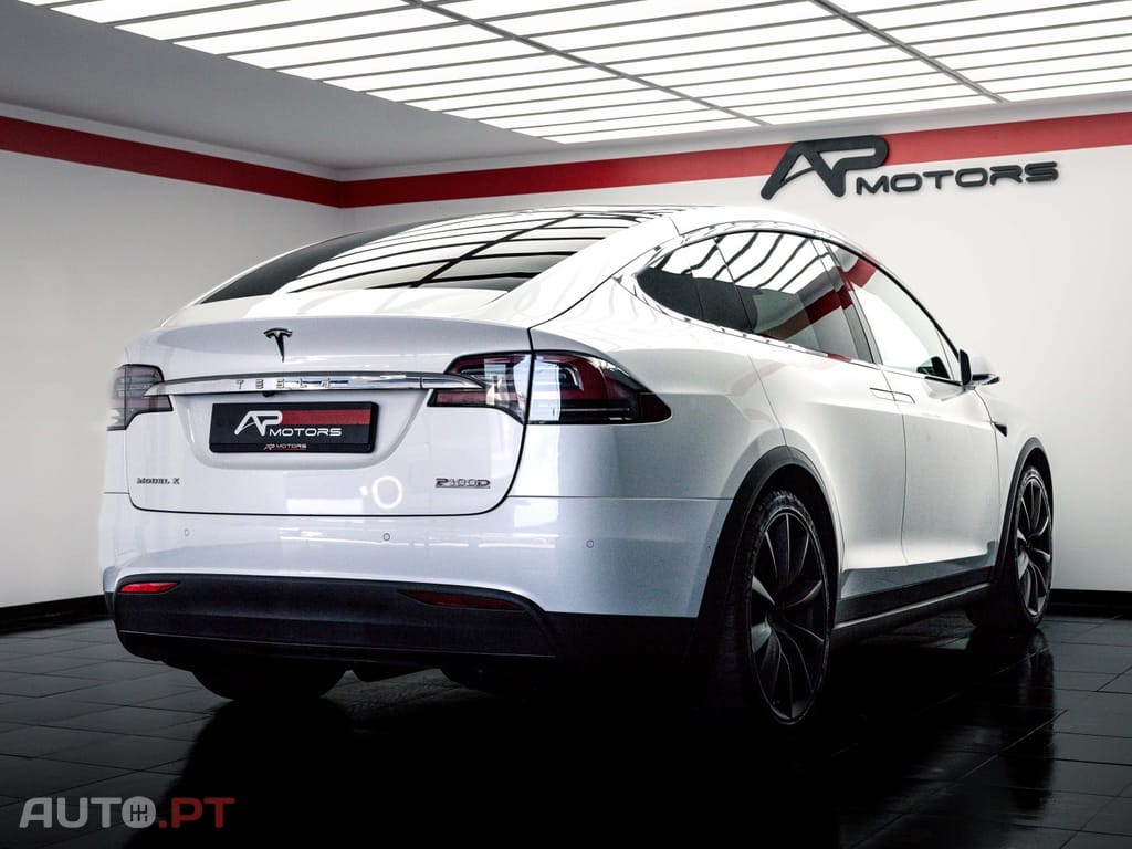 Tesla Model X P100D