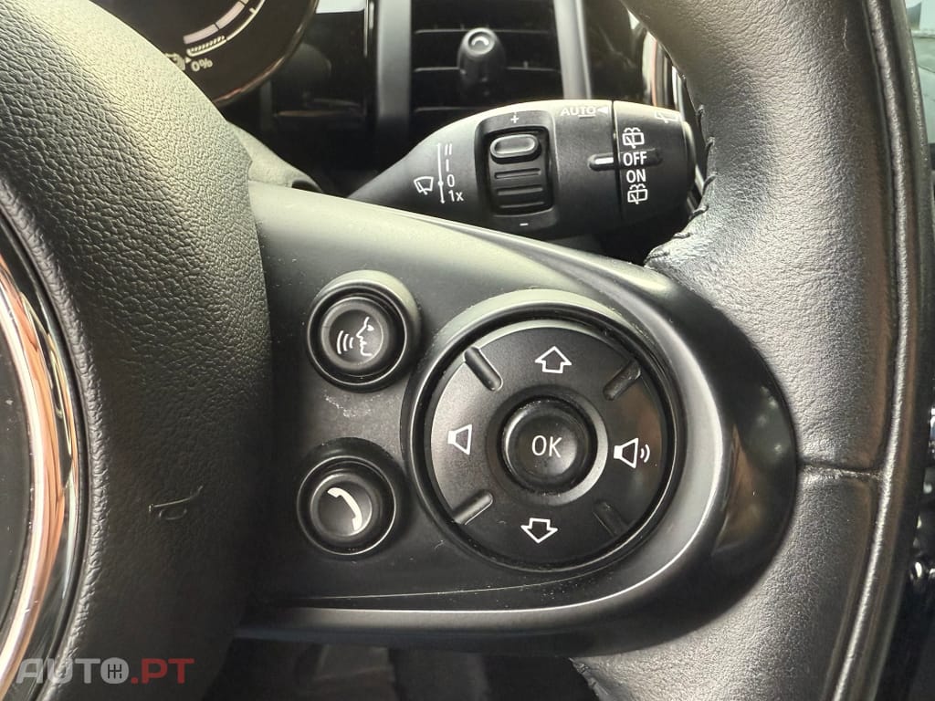 MINI Cooper Cooper SE