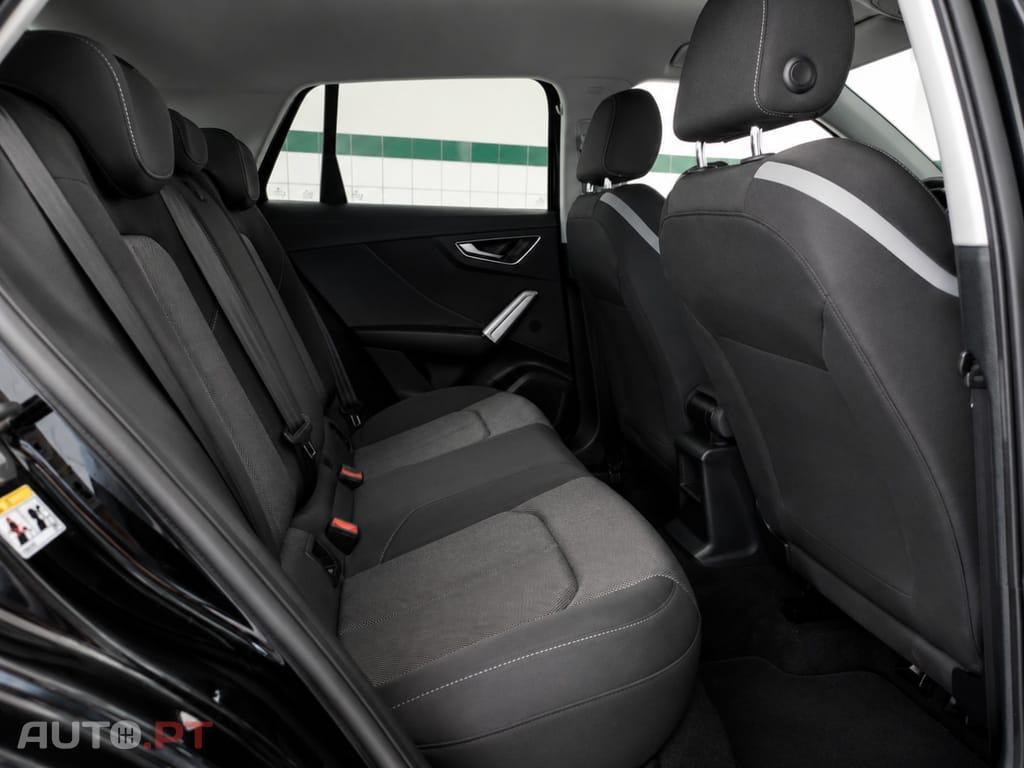 Audi Q2 30 TFSI S line