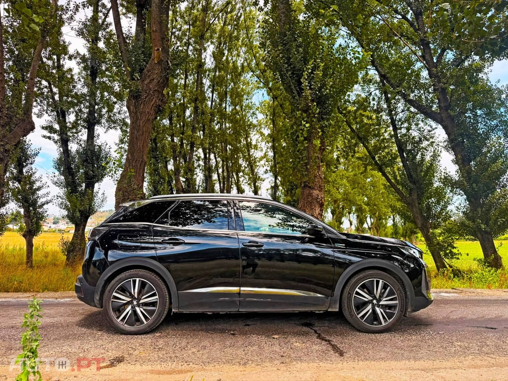 Peugeot 3008 1.6 Hybrid GT Pack e-EAT8