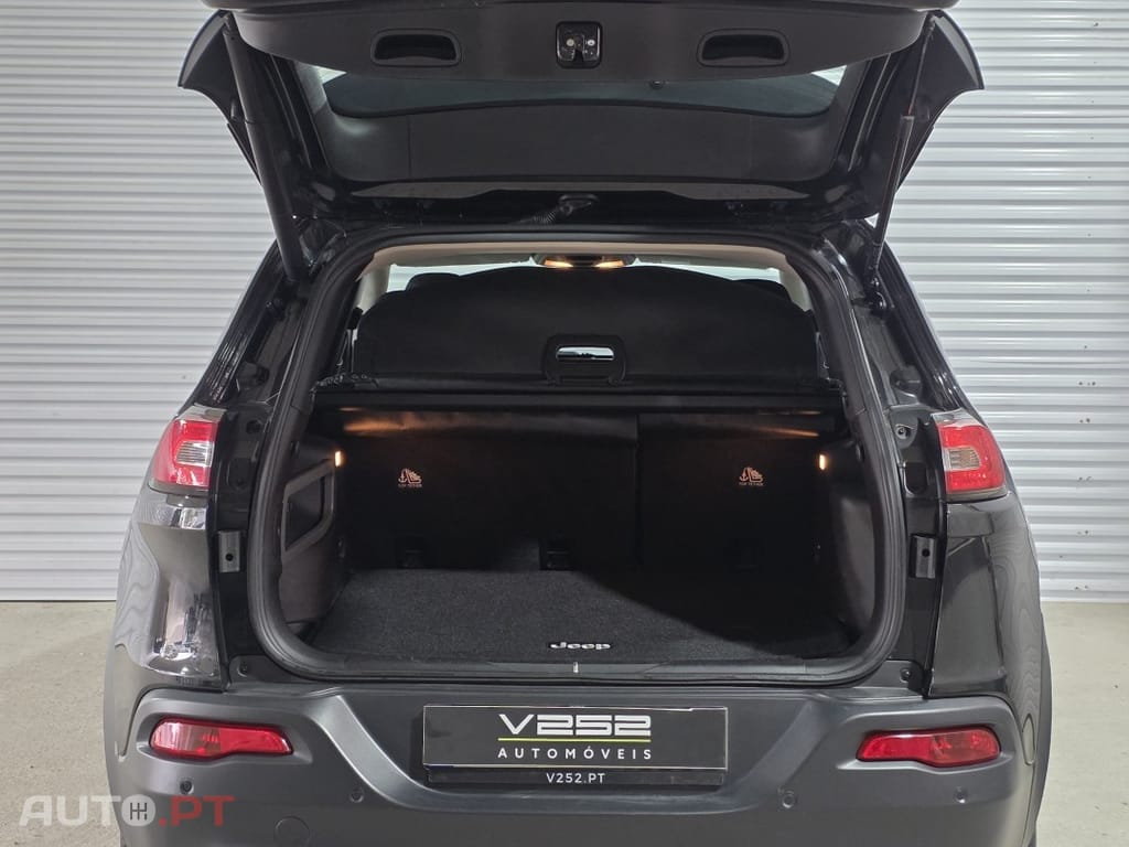 Jeep Cherokee 2.0 CRD Longitude