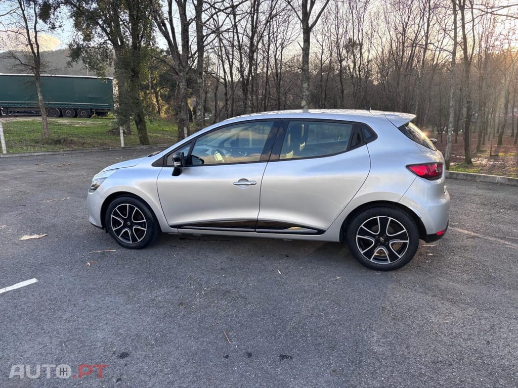 Renault Clio 0.9 TCE Dynamique S
