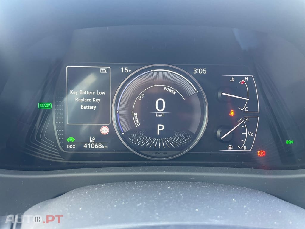 Lexus UX Sport — fotografia 14