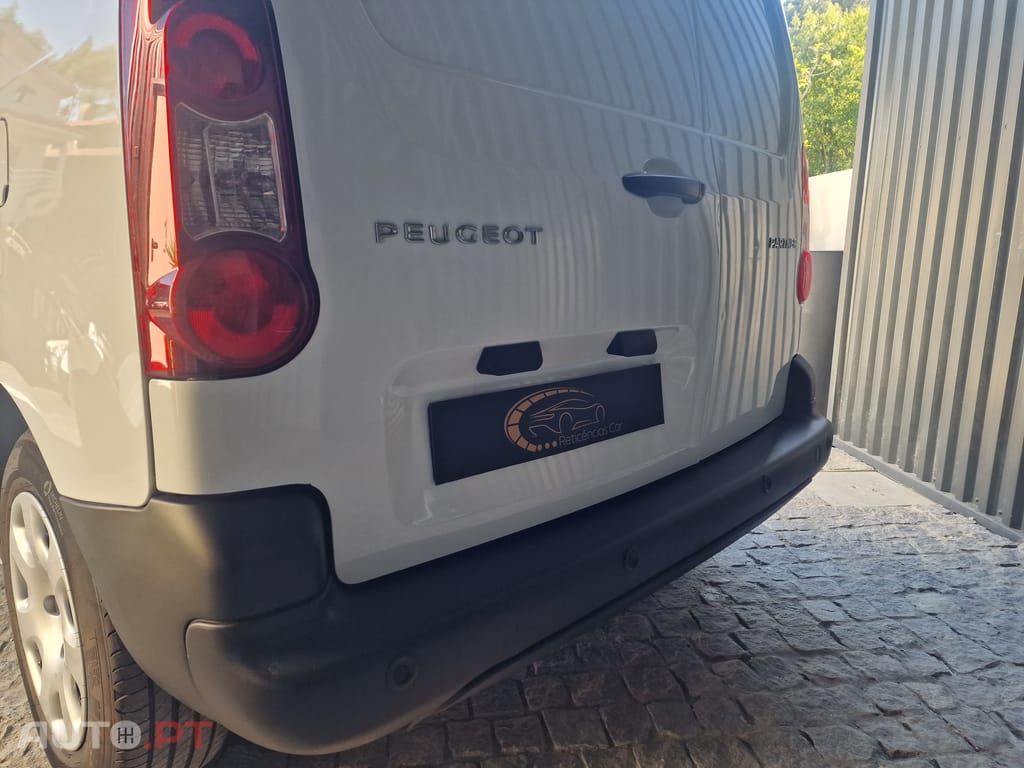 Peugeot Partner 1.6 HDI 3LUG GPS PREMIUIM (FULL EXTRAS)