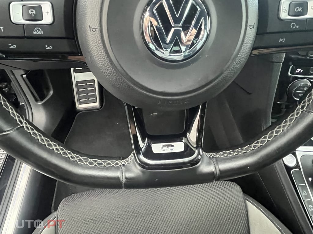 Volkswagen Golf 2.0 TSI R DSG