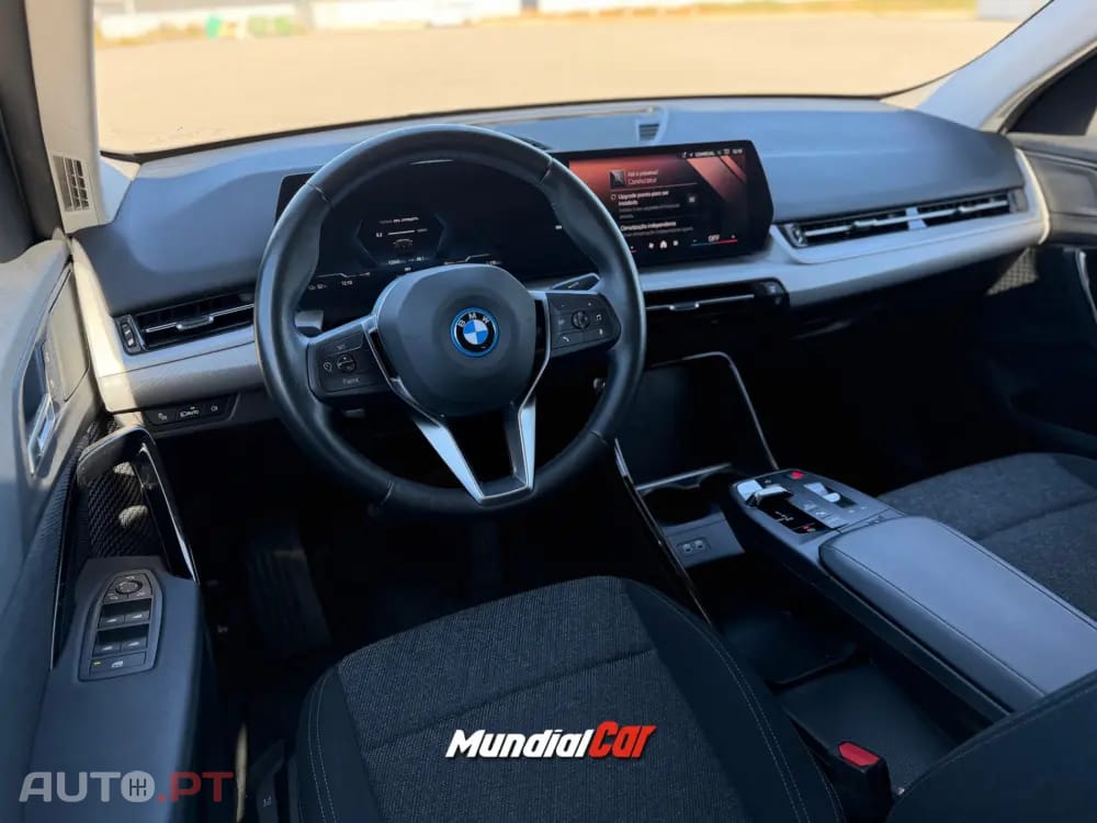 BMW iX2 eDrive20
