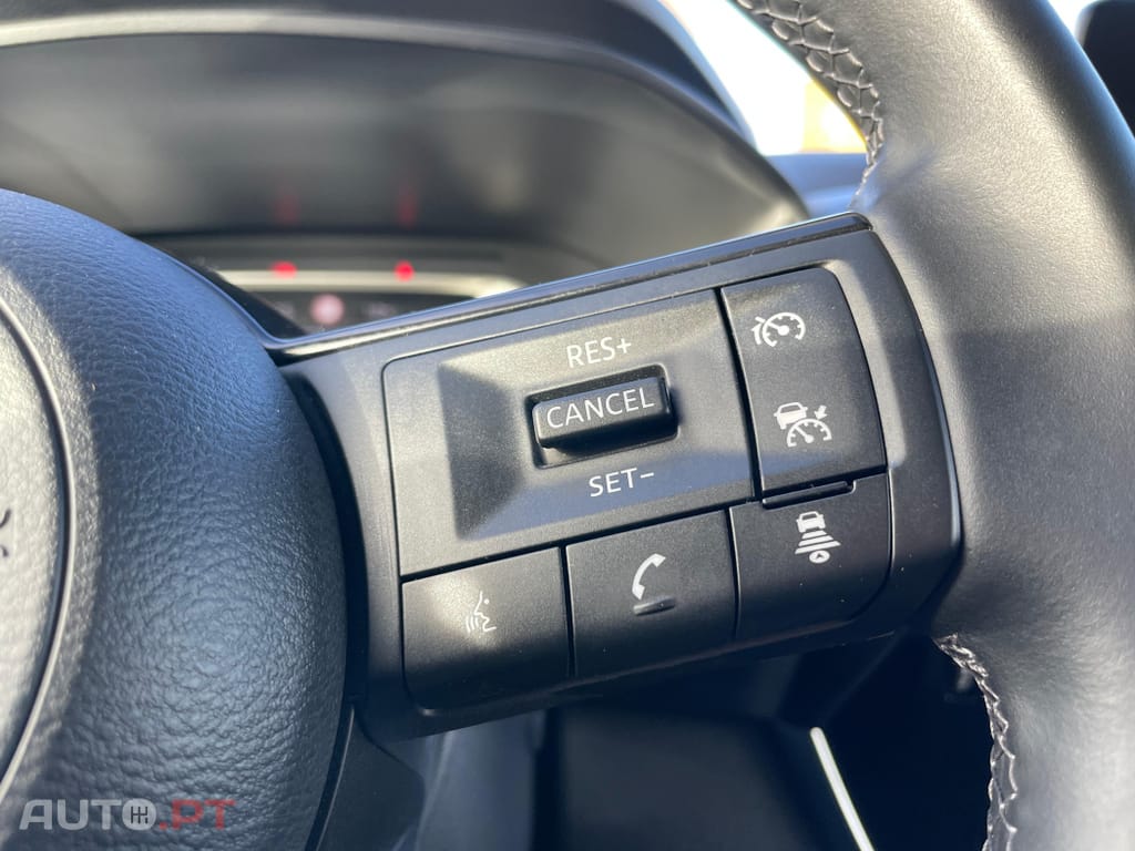 Nissan Qashqai 1.3 DIG-T N-Connecta