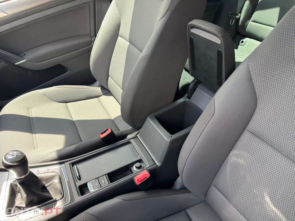 Volkswagen Golf 1.0 TSI R-Line