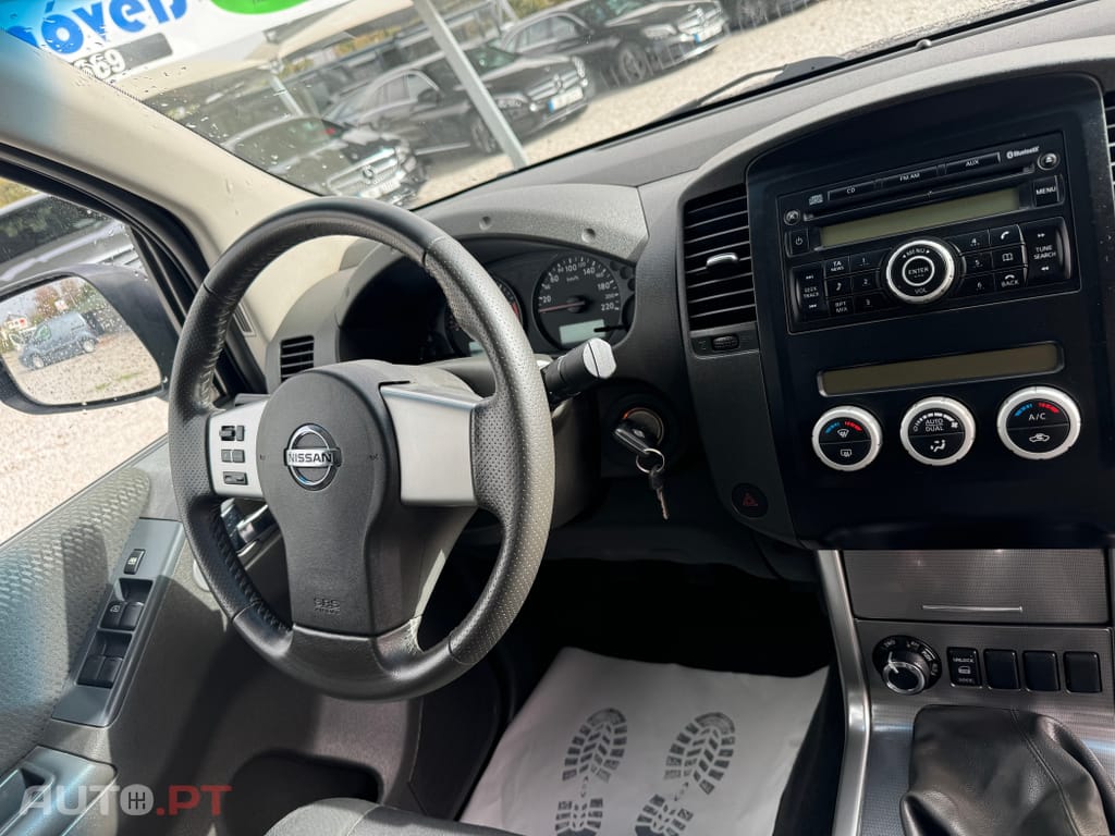 Nissan Navara 2.5 dCi CD LE 4WD