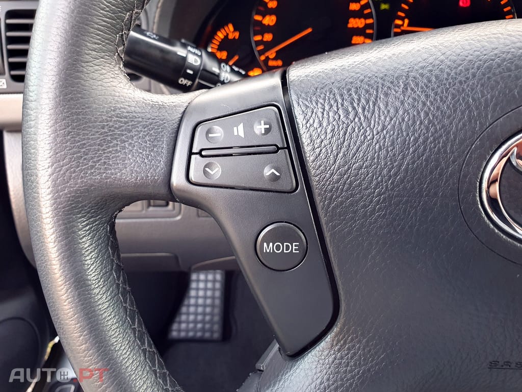 Toyota Avensis 2.0 D-4D Sol