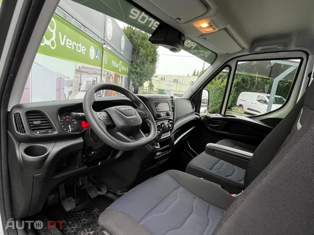 Iveco Daily PLATAFORMA