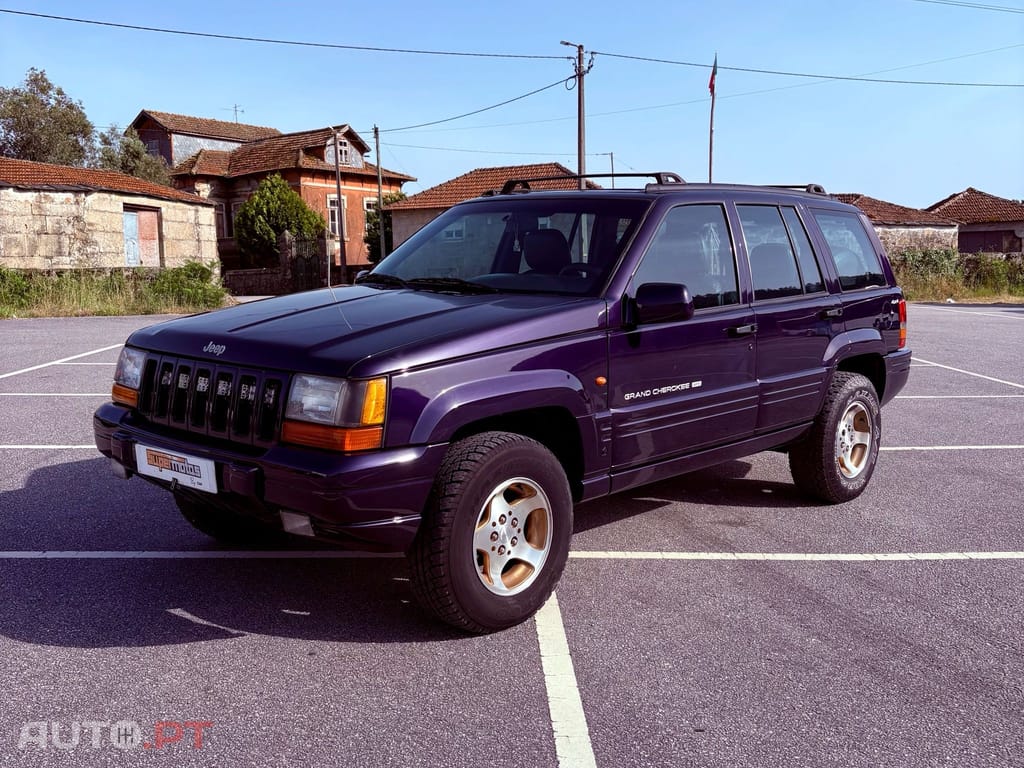 Jeep Grand Cherokee 2.5 TD Official