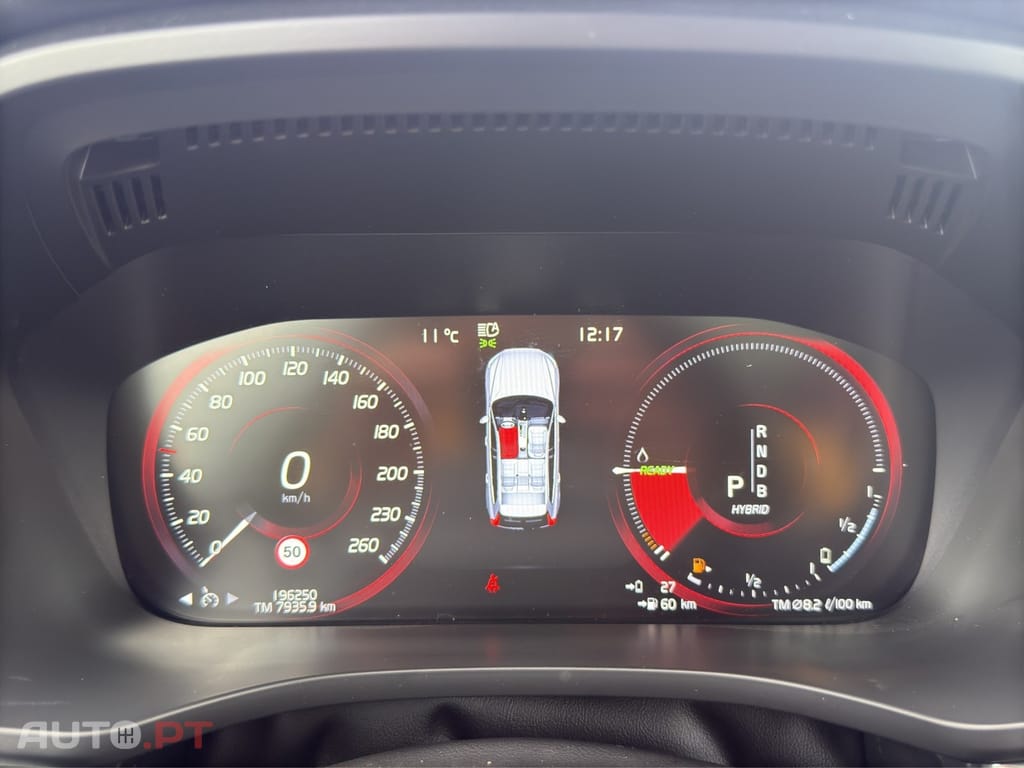 Volvo XC60 2.0 T8 PHEV R-Design AWD