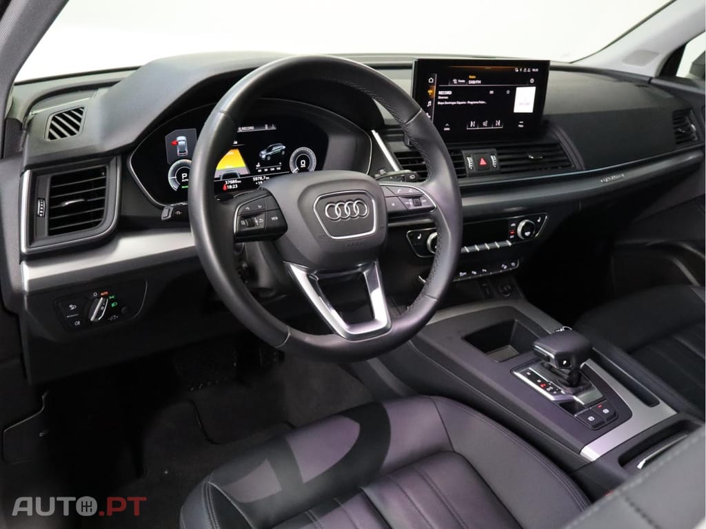 Audi Q5 50 TFSIe quattro S tronic Advance 