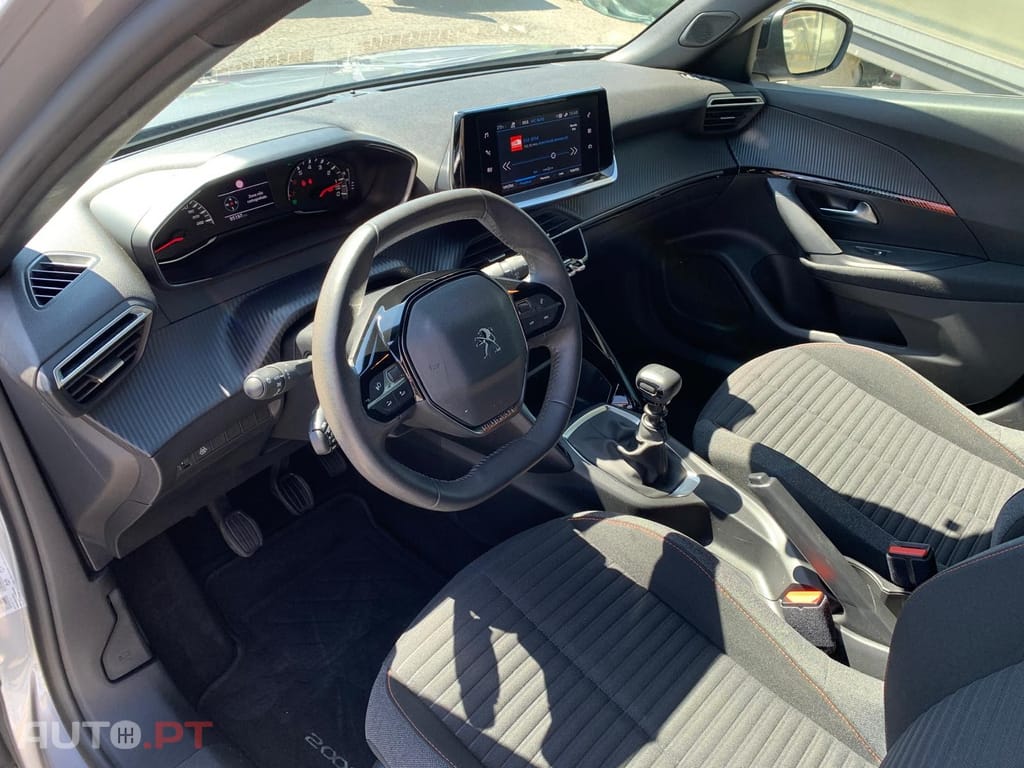 Peugeot 2008 1.2 PureTech Active