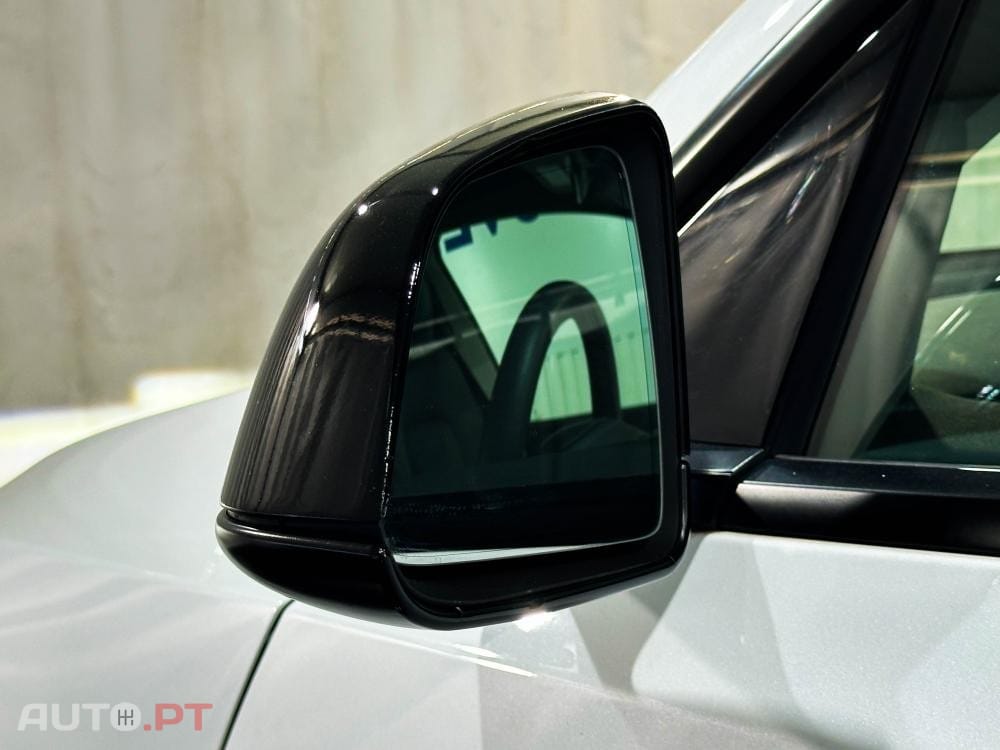 Tesla Model Y Long Range Dual Motor AWD