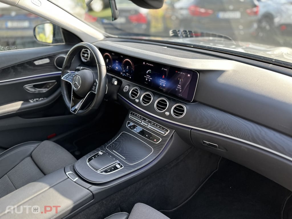 Mercedes-Benz E 300 de 4Matic T 9G-TRONIC Avantgarde