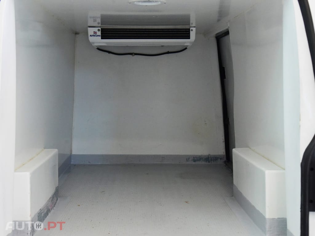 Volkswagen Transporter 2.0 TDI Longa Extra AC - C/FRIO
