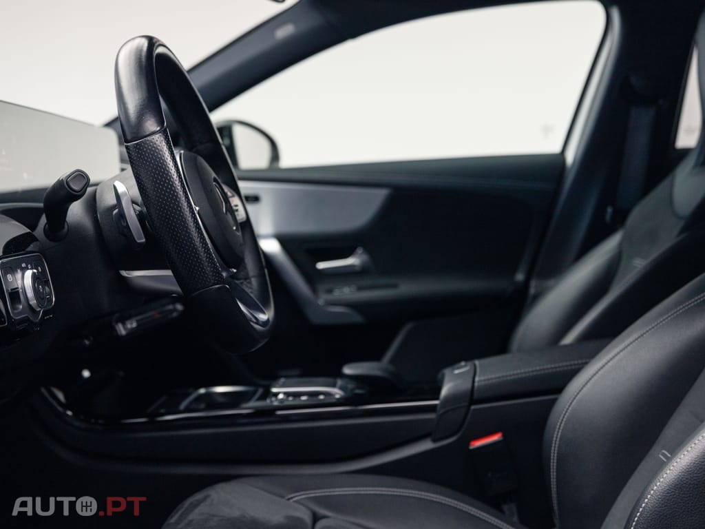 Mercedes-Benz A 250 e AMG Line