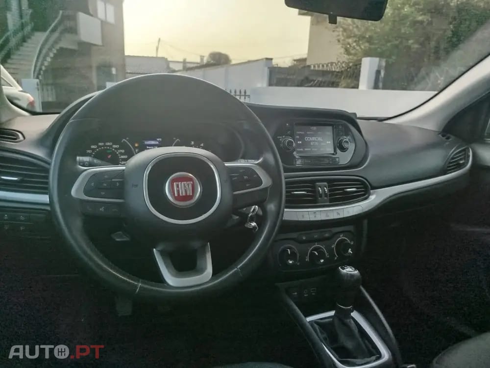Fiat Tipo 1.3 M-Jet Easy