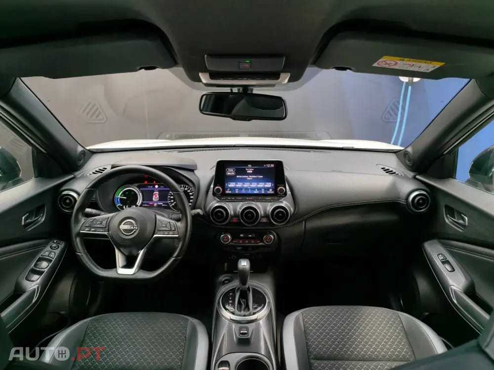 Nissan Juke 1.6 Hybrid N-Design Black