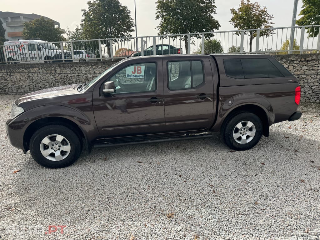 Nissan Navara 2.5 dCi CD LE 4WD