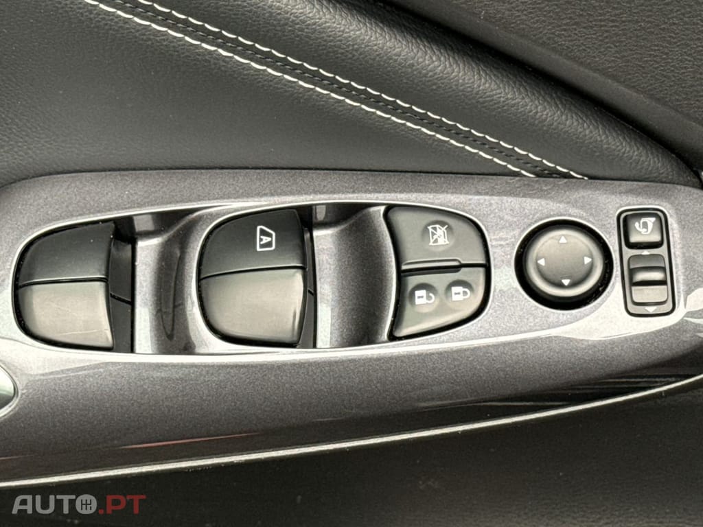 Nissan Juke 1.0 DIG-T N-Connecta DCT