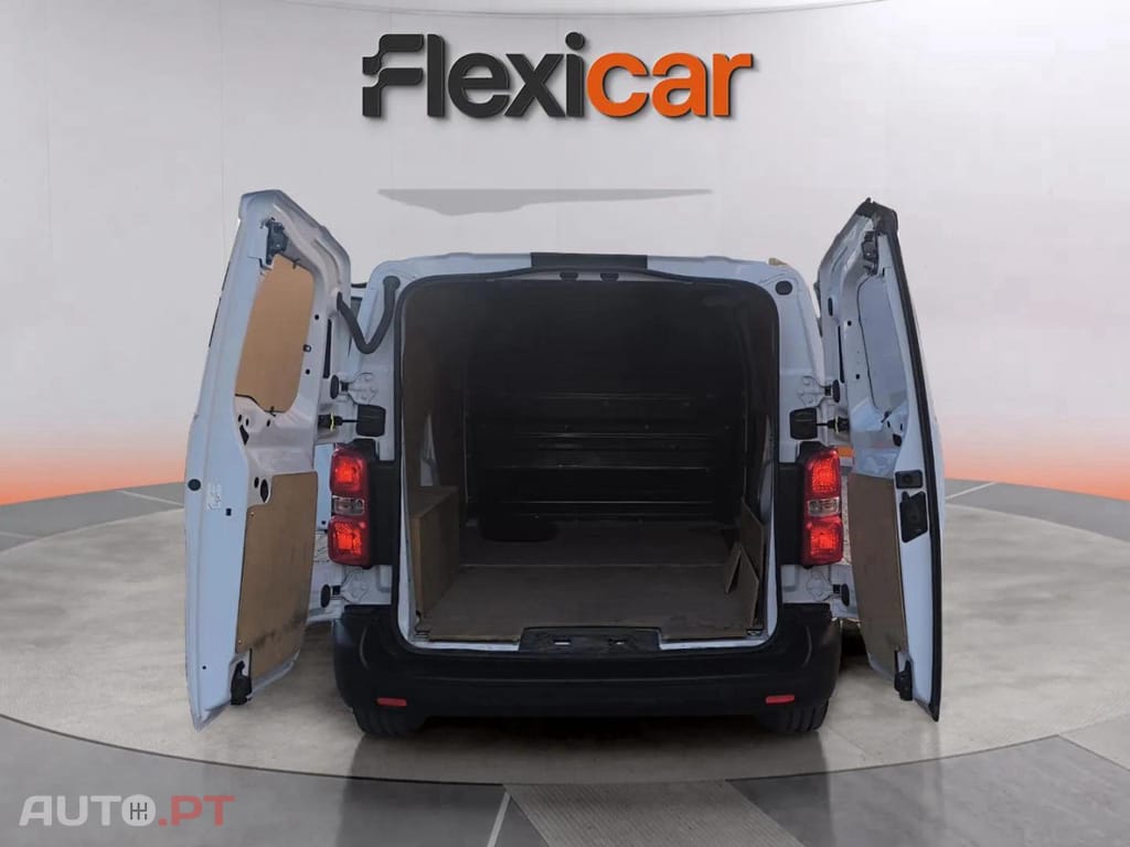 Peugeot Expert 75 kWh Standard