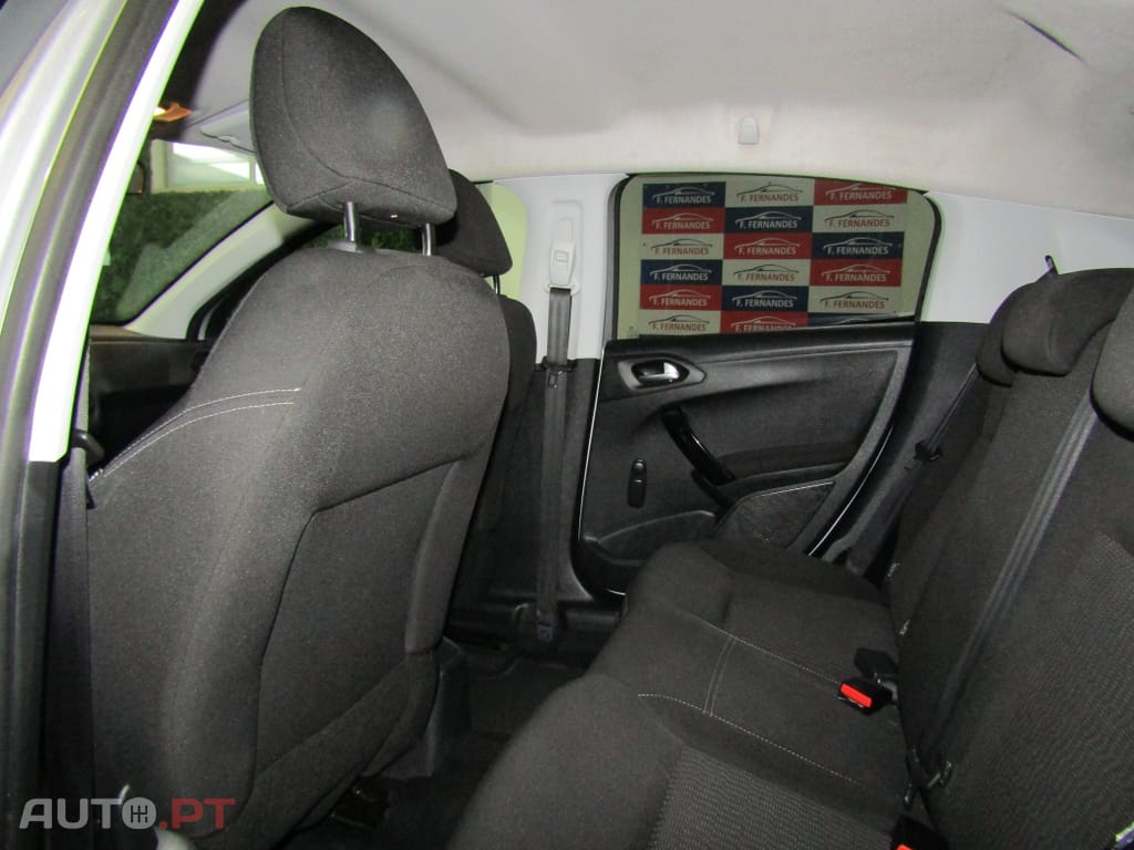 Peugeot 208 1.6 BlueHDi Access