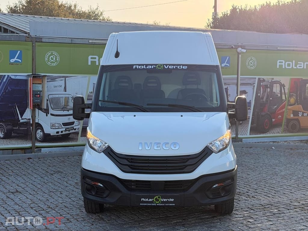 Iveco Daily 3.0 - 180 CV  L4 H2