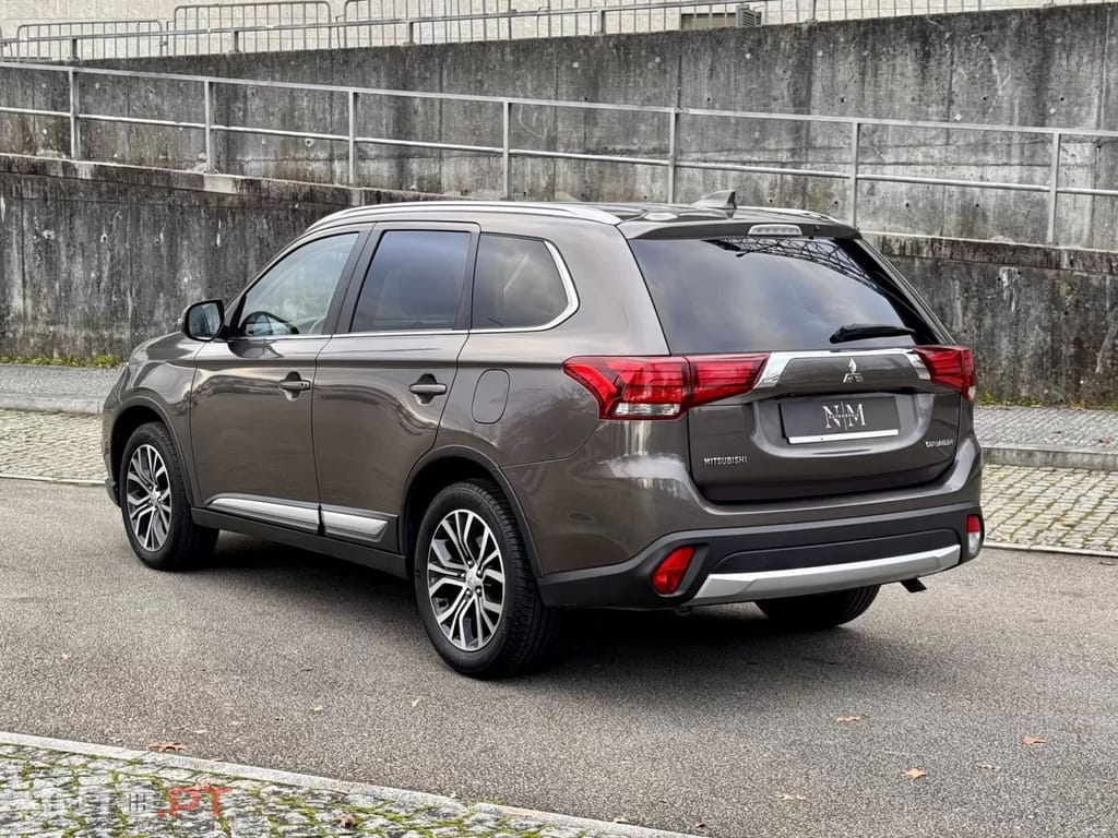Mitsubishi Outlander 2.2 DI-D Intense