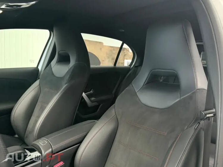 Mercedes-Benz A 250 e AMG Line