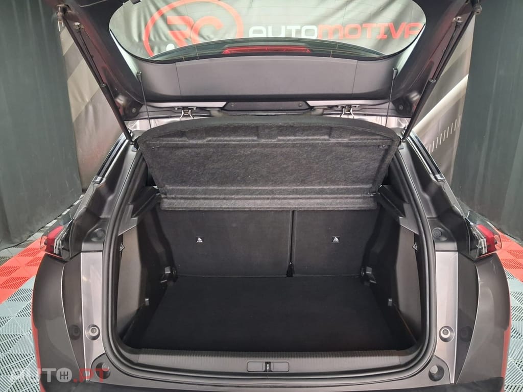 Peugeot 2008 1.2 PureTech Active Pack