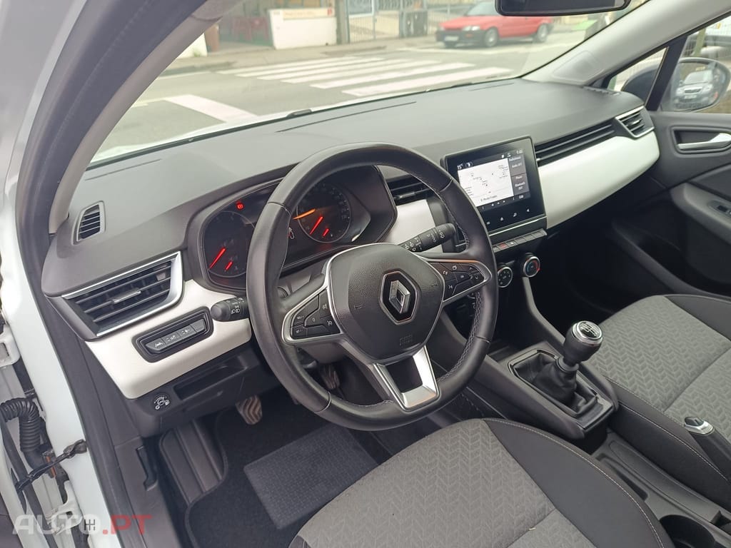 Renault Clio 1.0 TCe Limited Bi-Fuel
