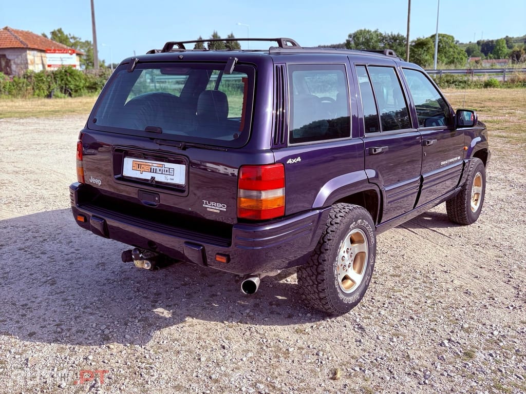Jeep Grand Cherokee 2.5 TD Official