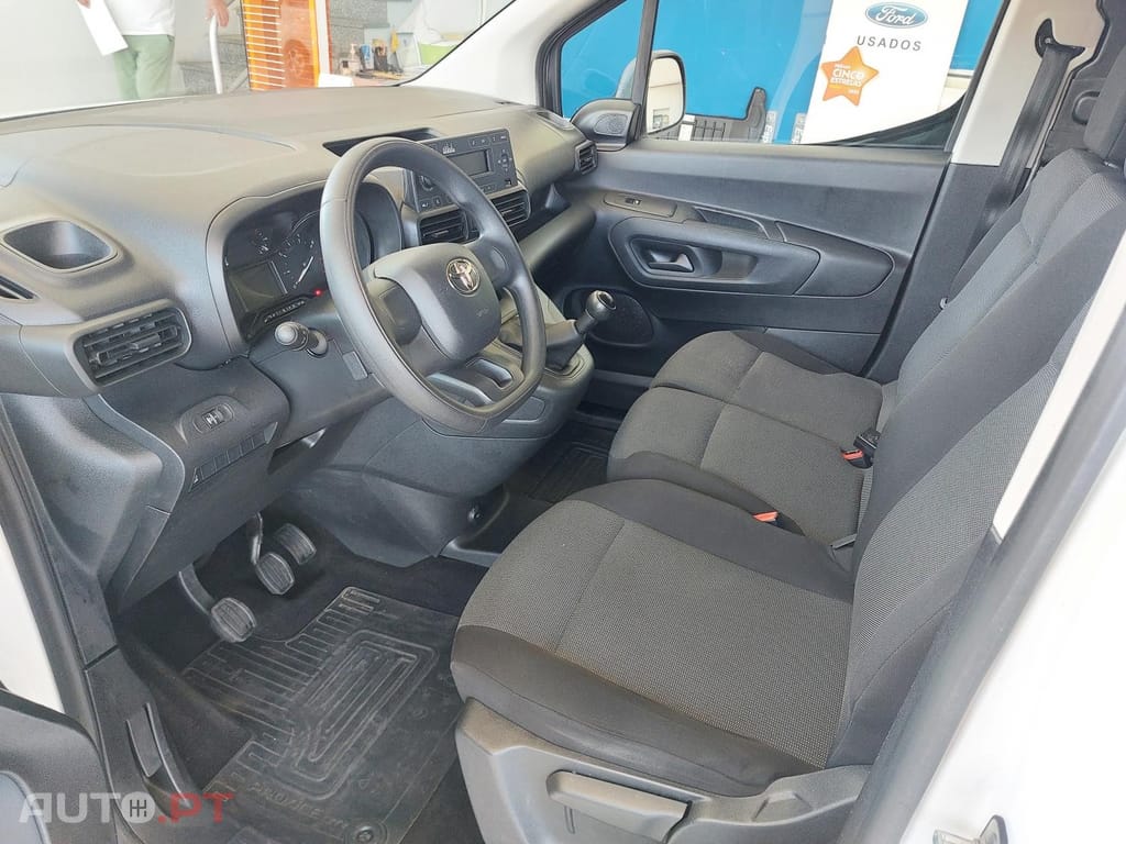 Toyota Proace City 1.5D L1 Comfort - IVA Dedutível