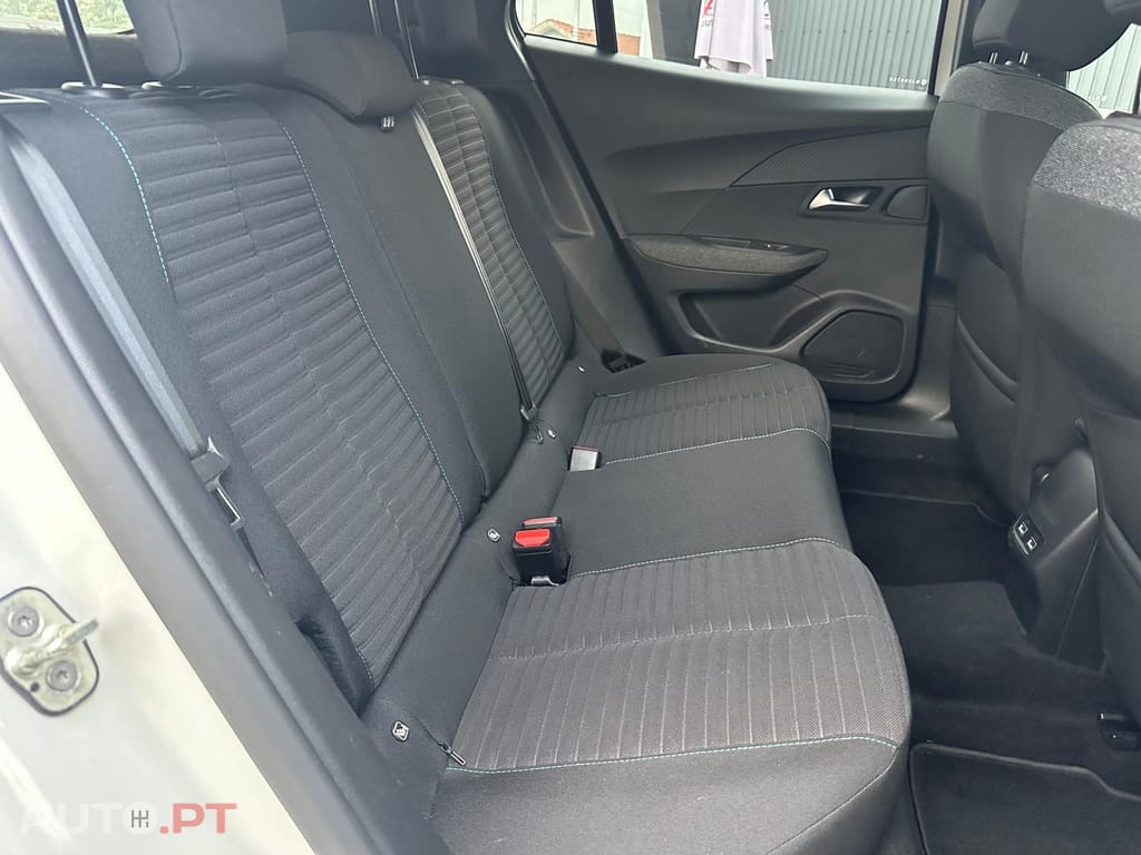 Peugeot 2008 1.2 PureTech Active Pack EAT8