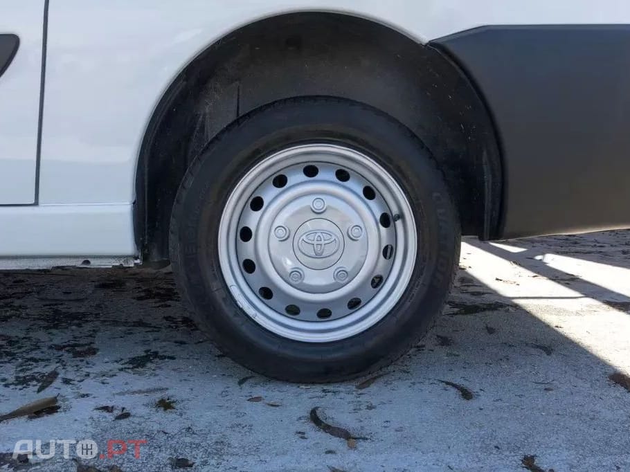 Toyota Proace  2.0 D-4D L2H2 3 Lug. C/IVA