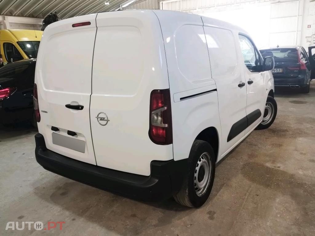 Opel Combo 1.5 CDTI L1H1Enjoy - IVA Dedutível