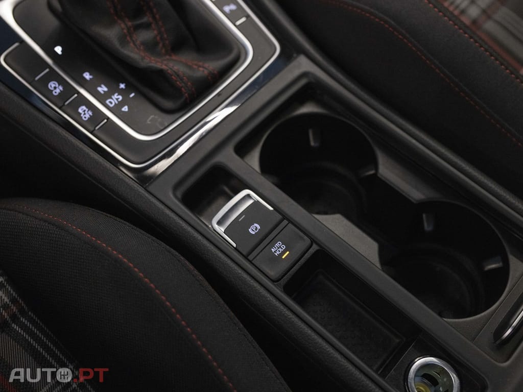 Volkswagen Golf 2.0 TSi GTi DSG Performance