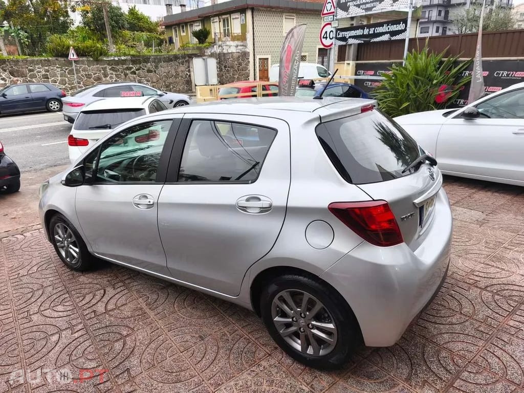 Toyota Yaris 1.4 D-4D Comfort 99g