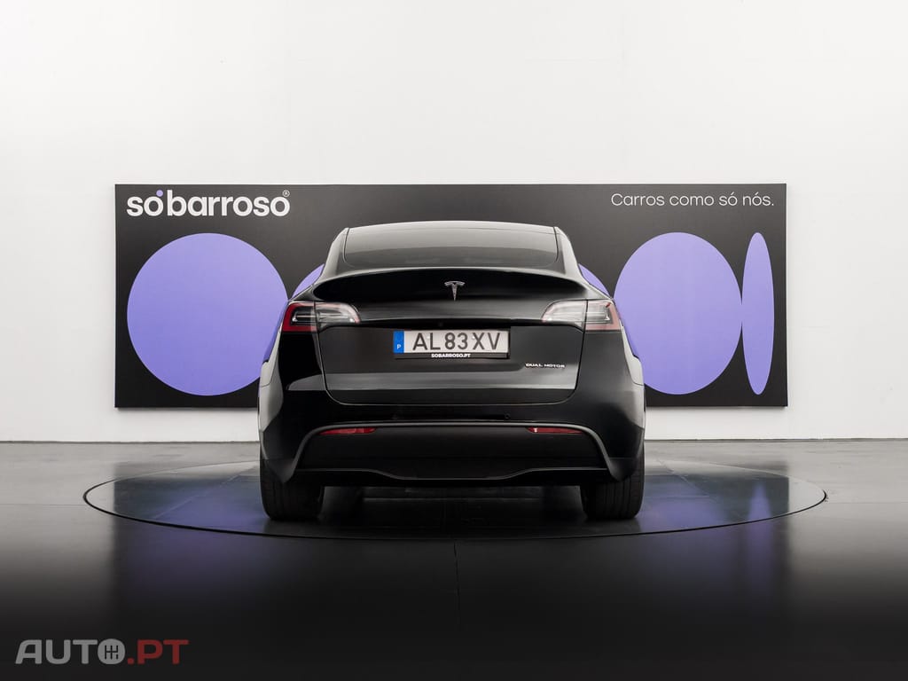 Tesla Model Y Long Range Tração Integral