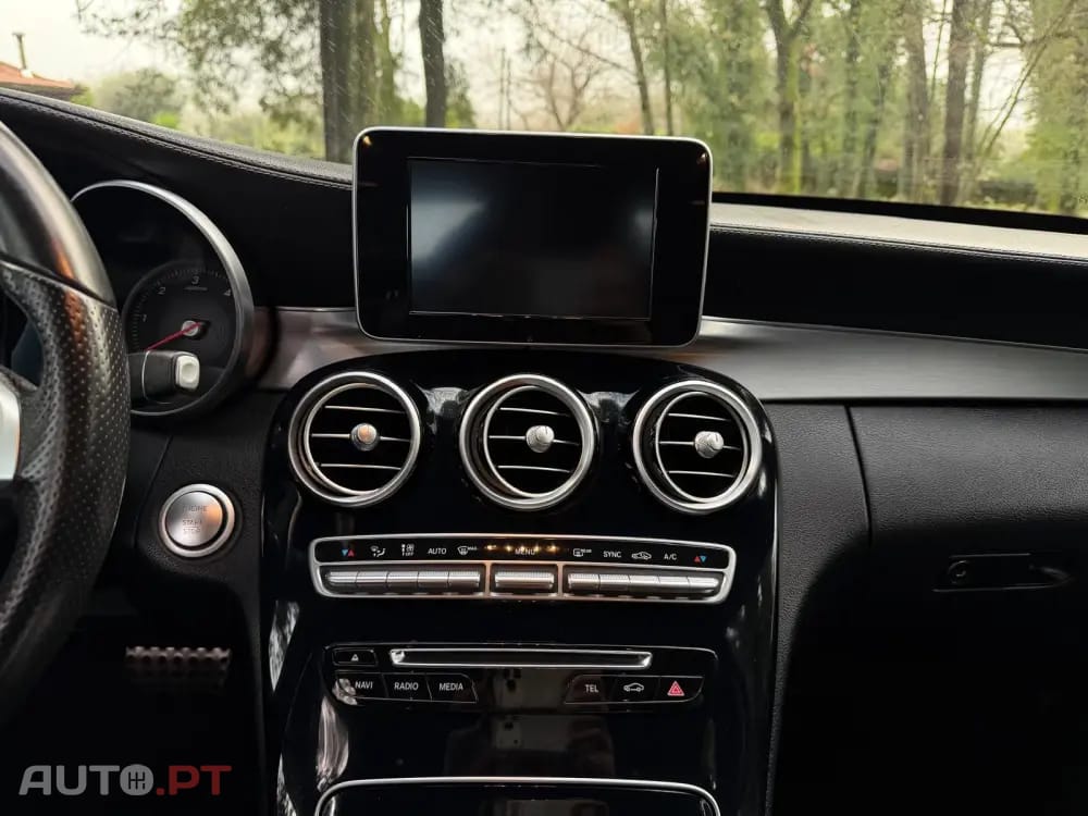 Mercedes-Benz C 300 h AMG Line