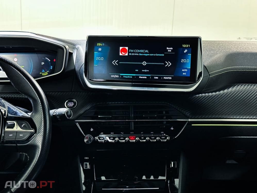 Peugeot E-208 50 kWh GT Pack
